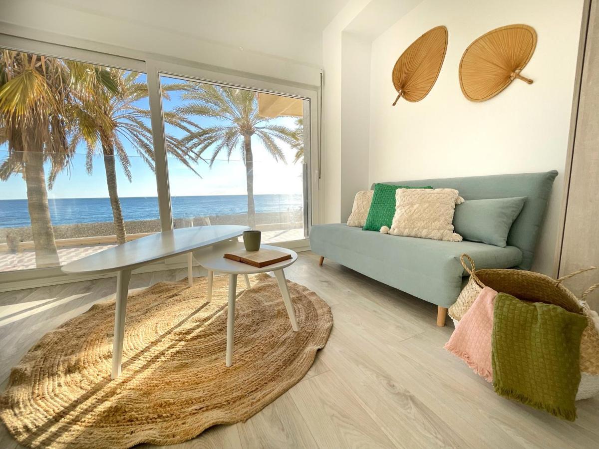Cs6 Kaleria Suites Almeria Exterior photo